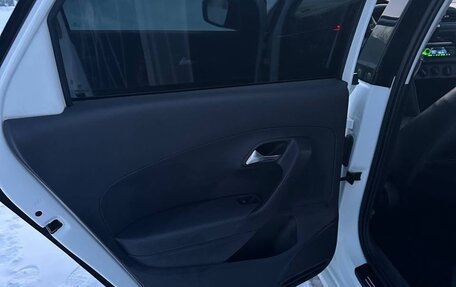 Volkswagen Polo VI (EU Market), 2019 год, 1 000 000 рублей, 13 фотография