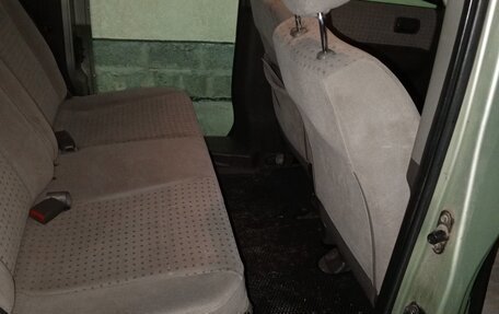 Honda Mobilio I, 2001 год, 485 000 рублей, 14 фотография