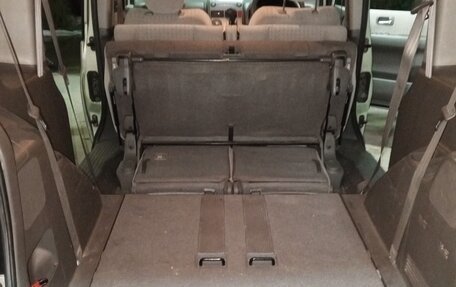 Honda Mobilio I, 2001 год, 485 000 рублей, 18 фотография