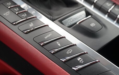 Porsche Macan I рестайлинг, 2015 год, 3 800 000 рублей, 26 фотография