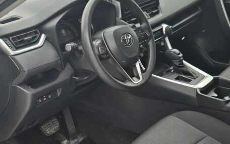 Toyota RAV4, 2020 год, 3 380 000 рублей, 5 фотография