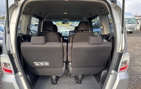 Honda Freed I, 2012 год, 800 000 рублей, 15 фотография