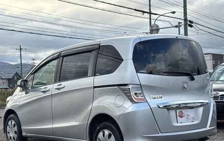 Honda Freed I, 2012 год, 800 000 рублей, 7 фотография