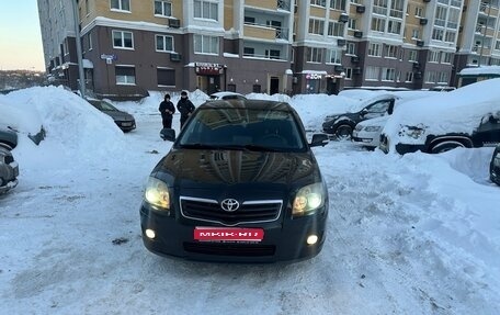 Toyota Avensis III рестайлинг, 2007 год, 850 000 рублей, 1 фотография