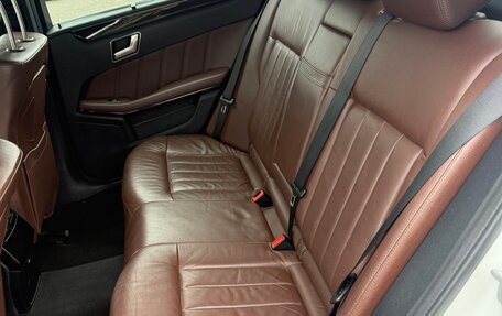 Mercedes-Benz E-Класс, 2013 год, 2 400 000 рублей, 10 фотография