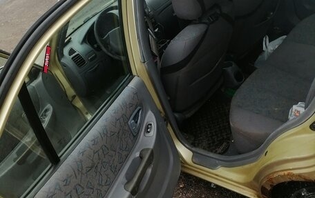 Hyundai Accent II, 2001 год, 210 000 рублей, 10 фотография