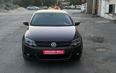 Volkswagen Jetta VI, 2011 год, 820 000 рублей, 1 фотография