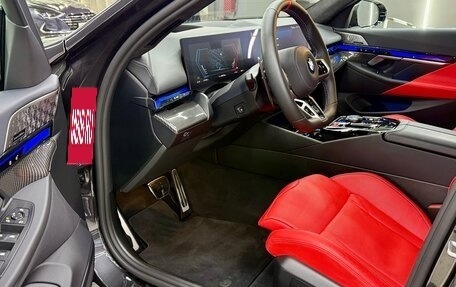 BMW M5, 2025 год, 19 000 000 рублей, 9 фотография