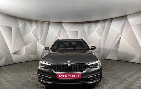 BMW 5 серия, 2018 год, 2 897 000 рублей, 3 фотография