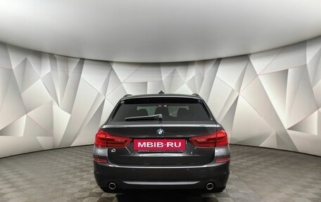 BMW 5 серия, 2018 год, 2 897 000 рублей, 4 фотография