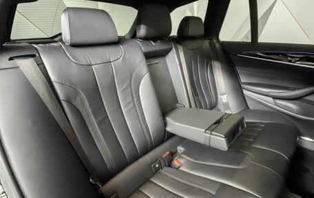 BMW 5 серия, 2018 год, 2 897 000 рублей, 14 фотография