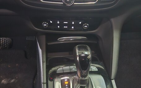 Opel Insignia II рестайлинг, 2018 год, 1 790 000 рублей, 14 фотография