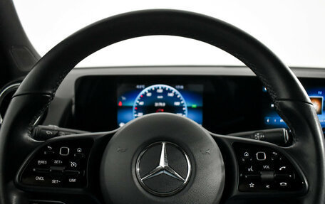 Mercedes-Benz GLB, 2020 год, 3 290 000 рублей, 19 фотография