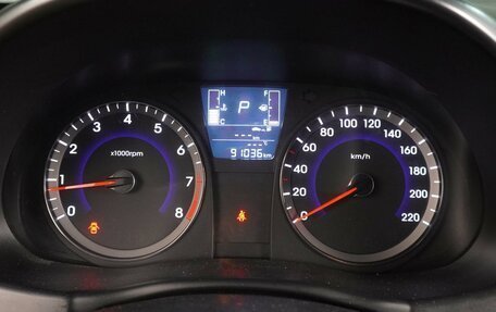 Hyundai Solaris II рестайлинг, 2014 год, 999 000 рублей, 15 фотография