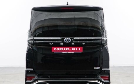 Toyota Voxy, 2022 год, 3 547 077 рублей, 4 фотография