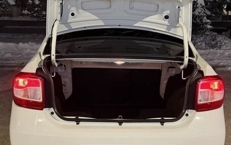 Renault Logan II, 2019 год, 820 000 рублей, 9 фотография