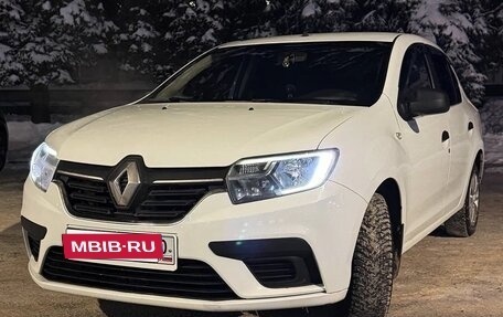 Renault Logan II, 2019 год, 820 000 рублей, 2 фотография