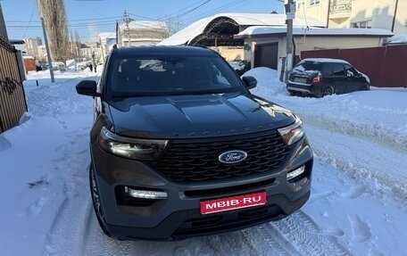 Ford Explorer VI, 2022 год, 4 950 000 рублей, 1 фотография