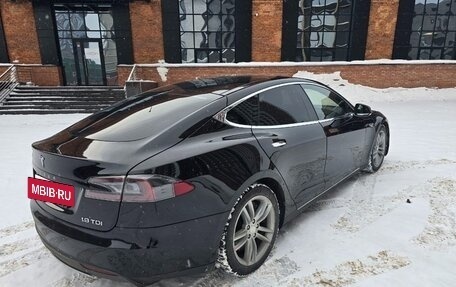 Tesla Model S I, 2015 год, 2 750 000 рублей, 13 фотография
