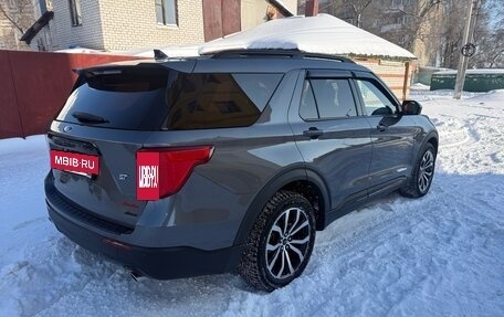 Ford Explorer VI, 2022 год, 4 950 000 рублей, 9 фотография