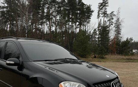 Mercedes-Benz M-Класс, 2005 год, 1 040 000 рублей, 4 фотография