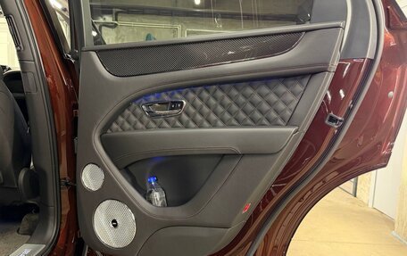 Bentley Bentayga I, 2020 год, 25 000 000 рублей, 14 фотография
