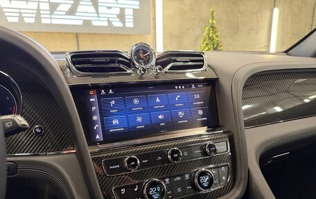 Bentley Bentayga I, 2020 год, 25 000 000 рублей, 9 фотография