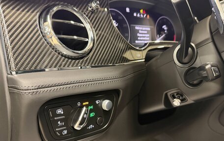 Bentley Bentayga I, 2020 год, 25 000 000 рублей, 10 фотография