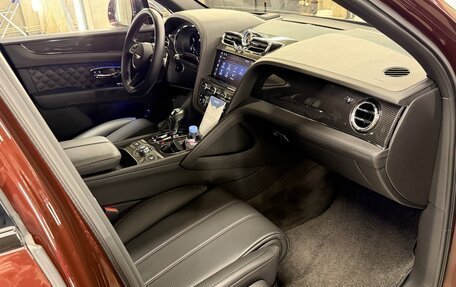 Bentley Bentayga I, 2020 год, 25 000 000 рублей, 18 фотография