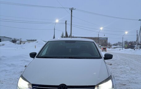 Volkswagen Polo VI (EU Market), 2013 год, 445 000 рублей, 2 фотография