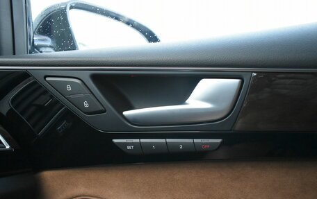 Audi A8, 2015 год, 3 750 000 рублей, 25 фотография