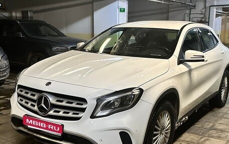 Mercedes-Benz GLA, 2017 год, 2 300 000 рублей, 1 фотография