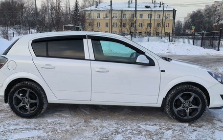 Opel Astra H, 2014 год, 670 000 рублей, 3 фотография