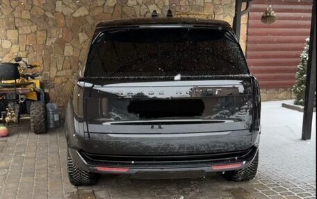 Land Rover Range Rover IV рестайлинг, 2022 год, 18 500 000 рублей, 3 фотография