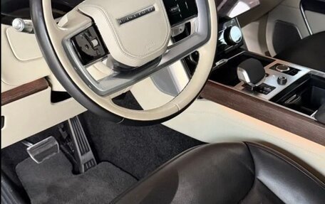 Land Rover Range Rover IV рестайлинг, 2022 год, 18 500 000 рублей, 8 фотография