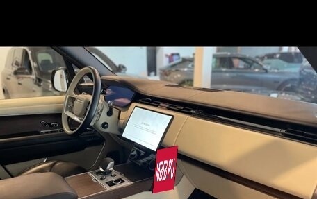 Land Rover Range Rover IV рестайлинг, 2022 год, 18 500 000 рублей, 12 фотография