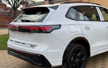 Volkswagen Tiguan, 2025 год, 4 675 000 рублей, 8 фотография