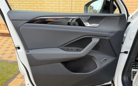 Volkswagen Tiguan, 2025 год, 4 675 000 рублей, 10 фотография