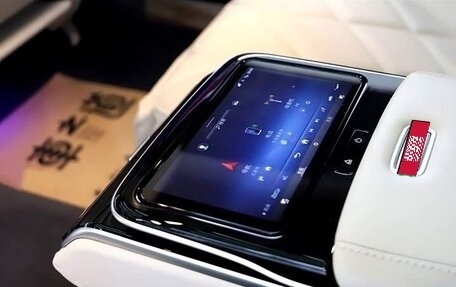 Mercedes-Benz Maybach S-Класс, 2023 год, 18 400 000 рублей, 13 фотография