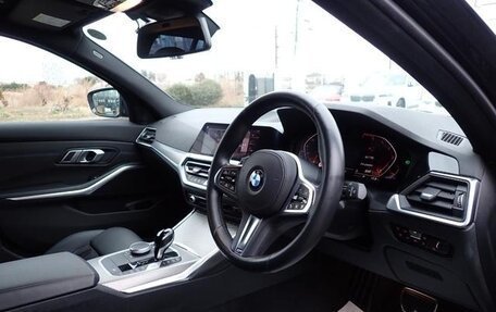 BMW 3 серия, 2021 год, 2 012 099 рублей, 9 фотография