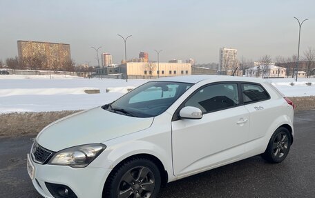 KIA cee'd I рестайлинг, 2011 год, 700 000 рублей, 2 фотография