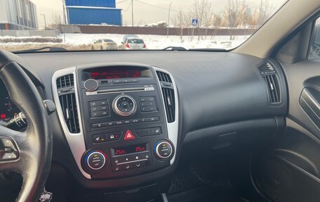 KIA cee'd I рестайлинг, 2011 год, 700 000 рублей, 12 фотография