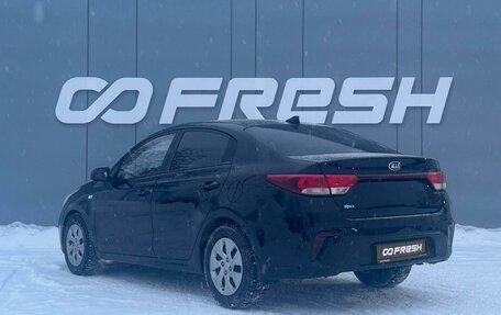 KIA Rio IV, 2018 год, 1 365 000 рублей, 2 фотография