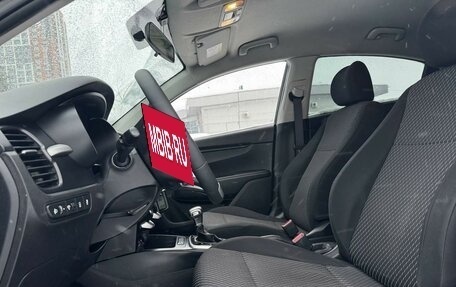 KIA Rio IV, 2018 год, 1 365 000 рублей, 8 фотография