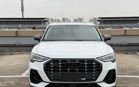 Audi Q3, 2021 год, 1 860 000 рублей, 2 фотография