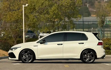 Volkswagen Golf VIII, 2023 год, 2 123 123 рублей, 5 фотография