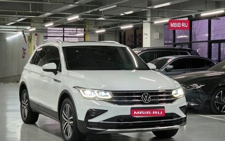 Volkswagen Tiguan II, 2022 год, 3 570 027 рублей, 1 фотография