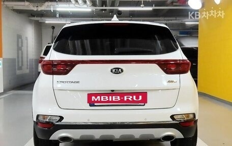 KIA Sportage IV рестайлинг, 2021 год, 1 865 800 рублей, 4 фотография