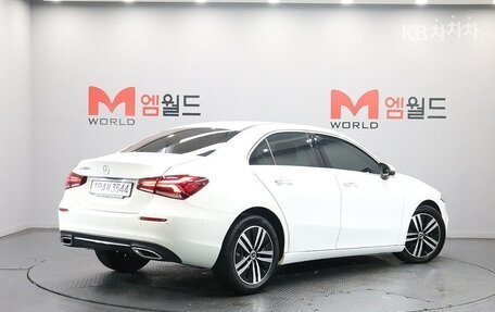 Mercedes-Benz A-Класс, 2022 год, 2 382 400 рублей, 3 фотография