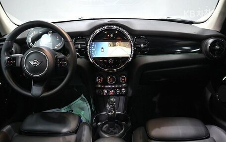 MINI Hatch, 2022 год, 2 000 200 рублей, 5 фотография